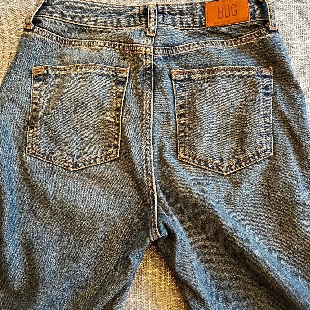 Urban Outfitters BDG high waisted pin tucked side seam jeans sz 25 waist